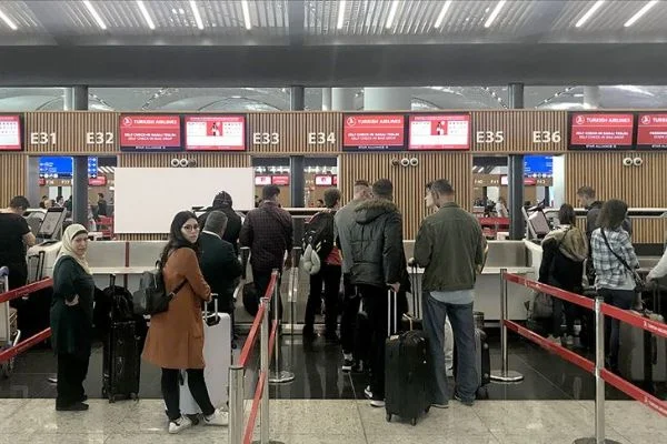 Türkiye'den 16 yaş altı ve 55 yaş üstü Libya vatandaşlarına vize muafiyeti