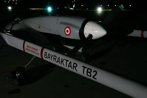 Türkiye'den KKTC Geçitkale Havalimanı'na ilk İHA havalandı
