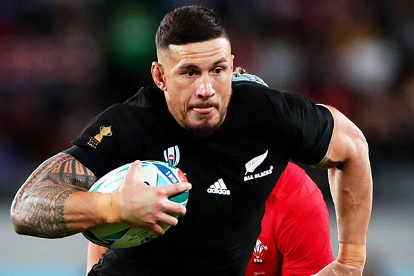 Uygur Türklerine bir destek de, ünlü rugby oyuncusundan geldi