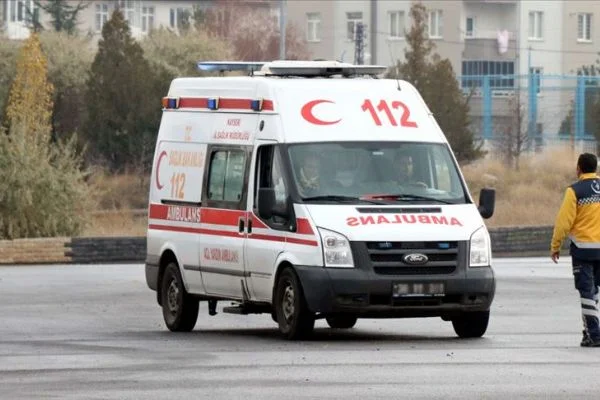 Van'da silah kazasında yaralanan asker şehit oldu