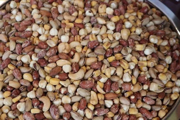Yılbaşı için 'merdiven altı gıda' uyarısı