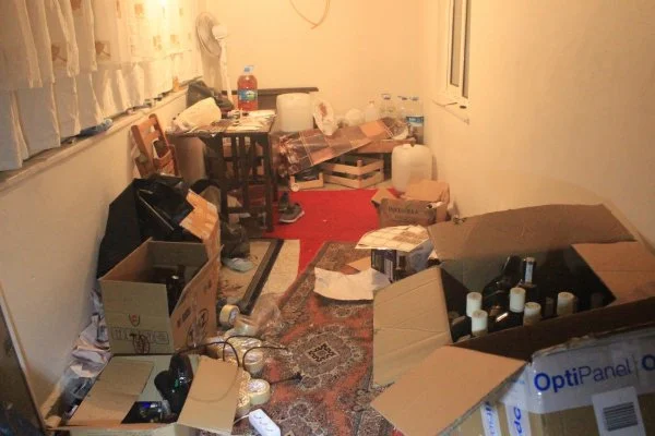 Yılbaşı öncesi piyasaya sürülecekti: Tonlarca sahte alkol ele geçirildi