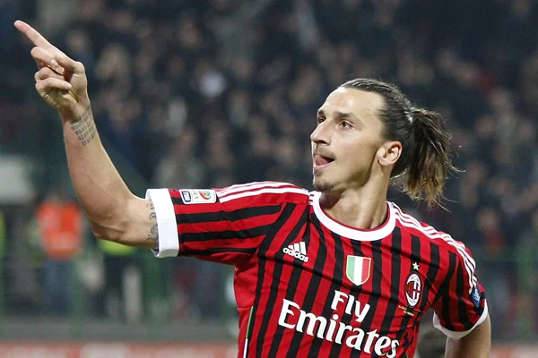 Zlatan Ibrahimovic yeniden Milan'da