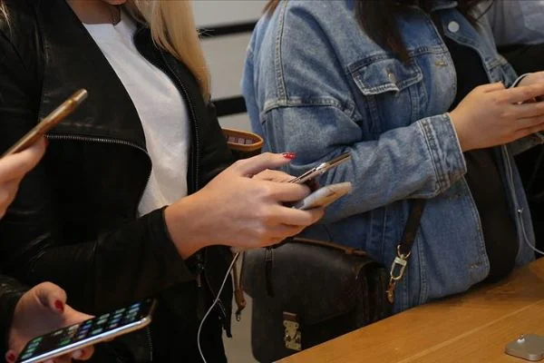 3 bin 500 lirayı geçen cep telefonlarında taksit 3 aya indirildi