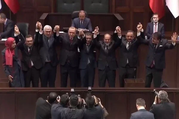 5 belediye başkanı AK Parti'ye geçti