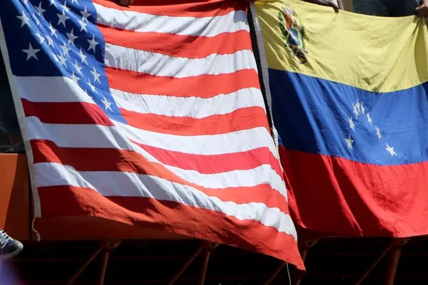 ABD'den ''Venezuela'' hamlesi: Kara listeye aldılar