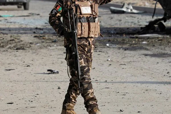Afganistan'da karakola saldırı: Çok sayıda ölü var