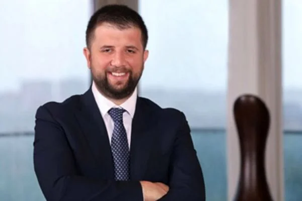 Akfen Holding'de görev değişimi