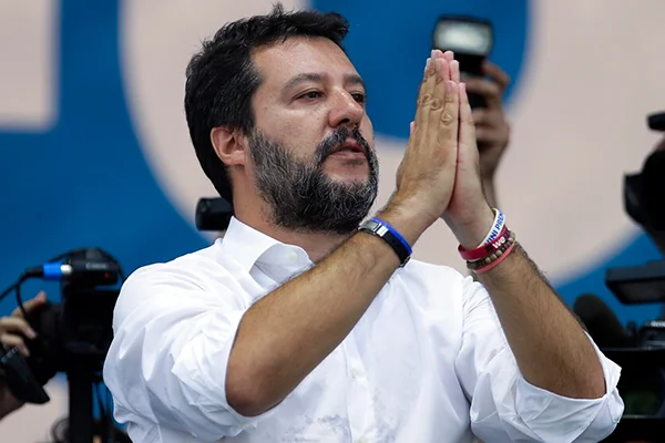 'Aşırı sağcı Salvini'nin yenilgisi, İtalya için ne anlama geliyor?