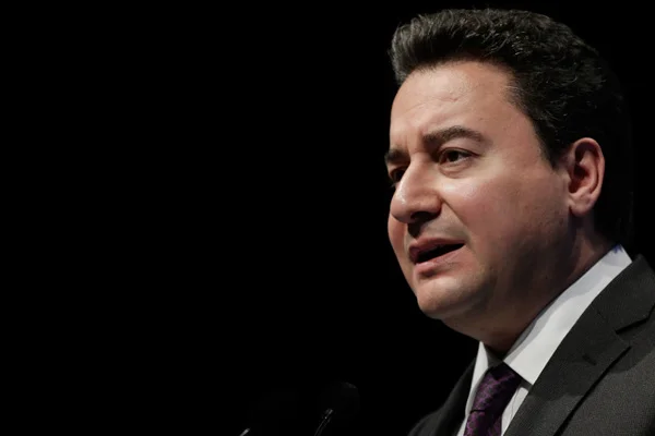 Babacan'dan faiz tartışmalarına yanıt