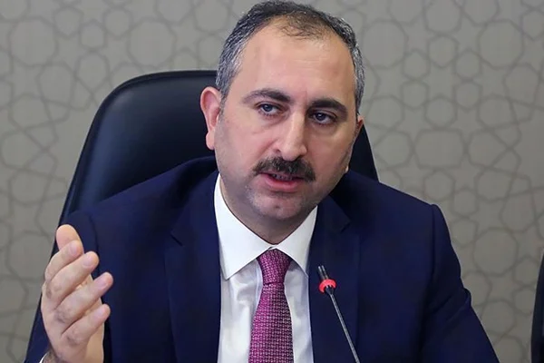 Bakan Abdulhamit Gül'den süresiz nafaka açıklaması