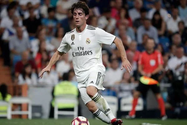 Bayern Münih Alvaro Odriozola'yı sezon sonuna kadar kiraladı