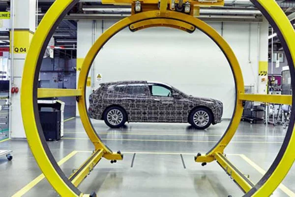 BMW'den 400 milyon euroluk yatırım müjdesi