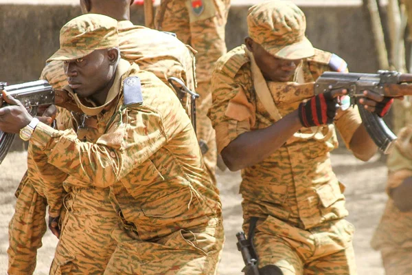 Burkina Faso'da sivilleri silahlandırma kararı