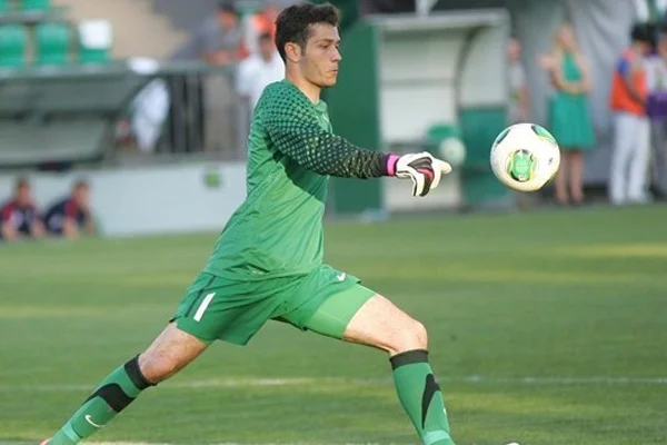 Bursaspor, Onurcan Piri ile yolları ayırdı