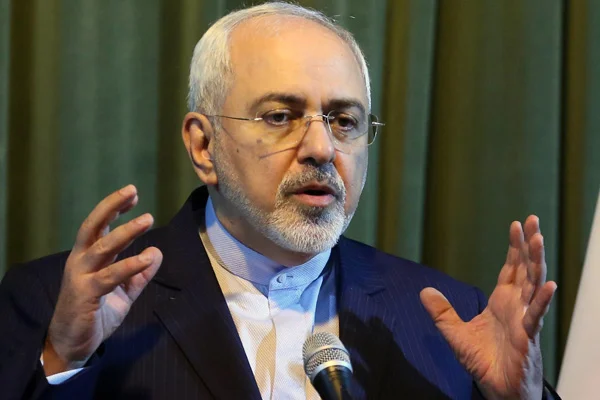 Cevad Zarif: ABD hedeflerini vuracağımızı Irak'a söyledik