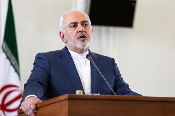 Cevad Zarif'in DAVOS'a katılımı iptal