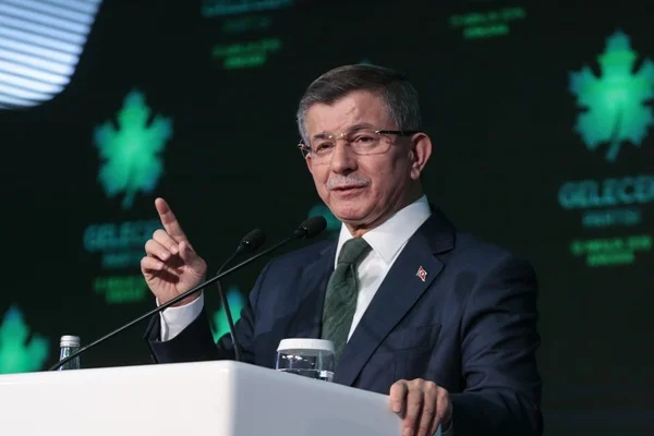 Davutoğlu'dan erken seçim açıklaması