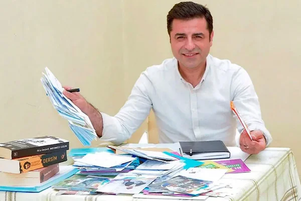 Demirtaş'tan yeni parti ve ittifak açıklaması
