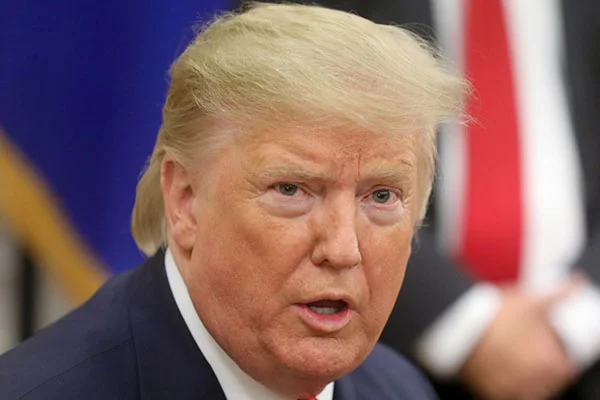 Demokratlar, savaş yetkisini Trump'ın elinden almak için harekete geçtiler