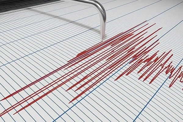 Elazığ'da 6,5 şiddetinde deprem