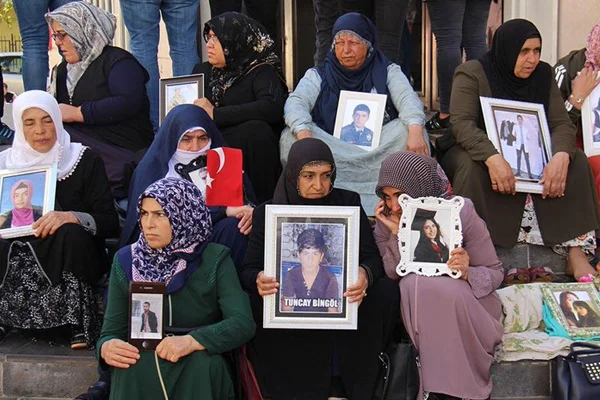 Evlat nöbetindeki bir aileyi daha sevindiren haber