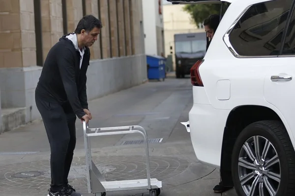 Hakan Şükür ABD'de Uber şoförü oldu