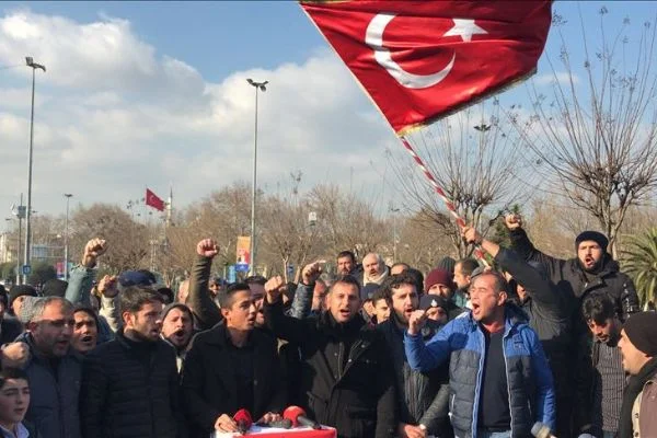 İBB'de işten çıkartılan işçiler 150. günde eylemlerine devam etti