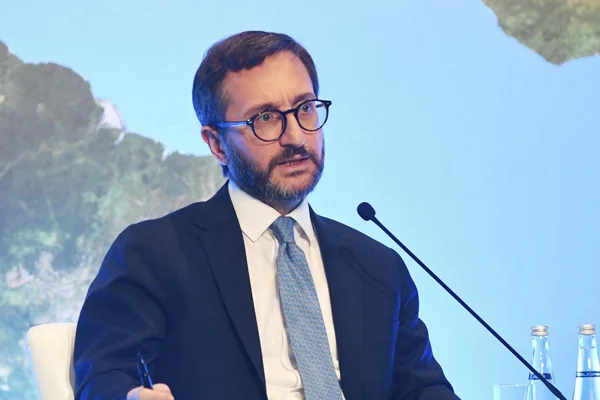 İletişim Başkanı Altun'dan ''basın kartı'' iddialarına yanıt