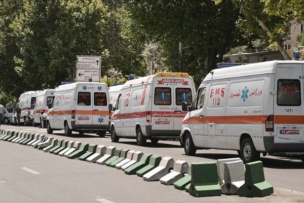 İran'da otobüs devrildi: 20 ölü, 23 yaralı