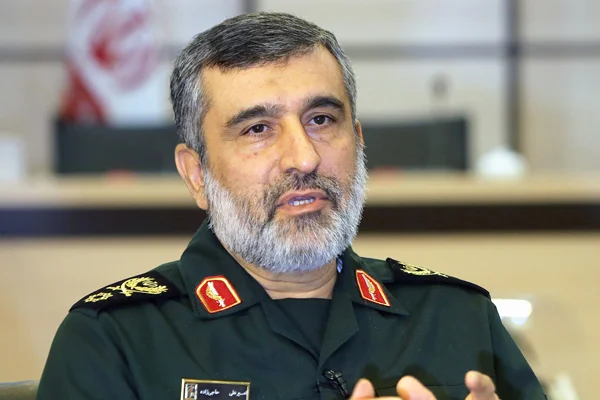 İranlı komutan, ABD üssüne saldırının ayrıntılarını paylaştı