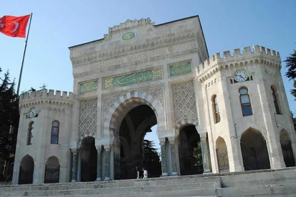 İstanbul Üniversitesi o kararı iptal etti!