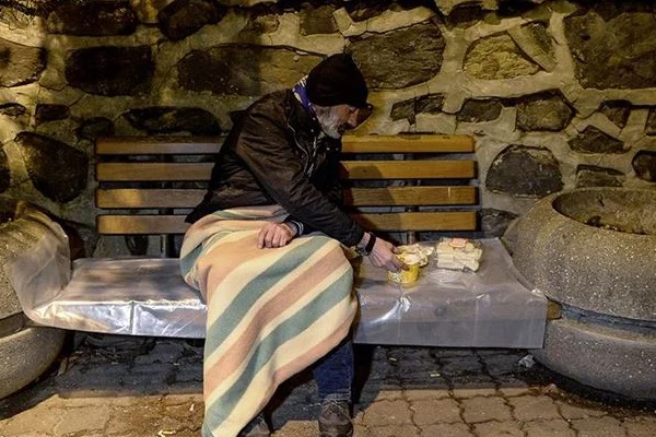 İstanbul Valiliği, sokakta kalan vatandaşlar için harekete geçti