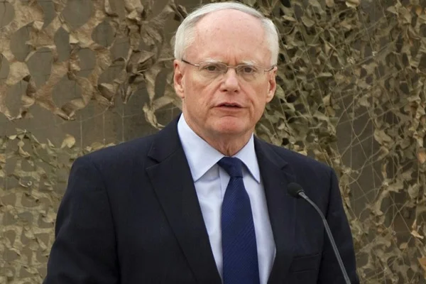 James Jeffrey havalimanında telefonla konuşurken yakalandı: Suriye'nin kuzeyinde Türklerle durumumuz iyileşti