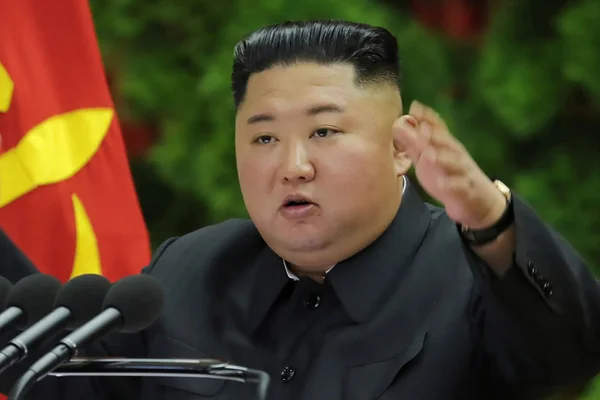 Kim Jong-un'dan gözdağı: Dünya yeni stratejik silahımızla tanışacak