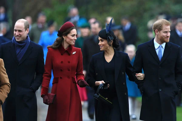 Kraliyet ailesinde 'üst düzey' istifalar: Prens Harry ve Düşes Markle görevi bırakıyor