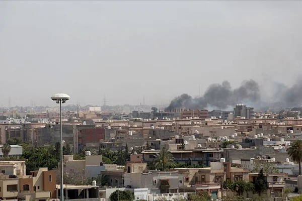 Libya'da UMH güçlerinden Hafter mevzilerine saldırı