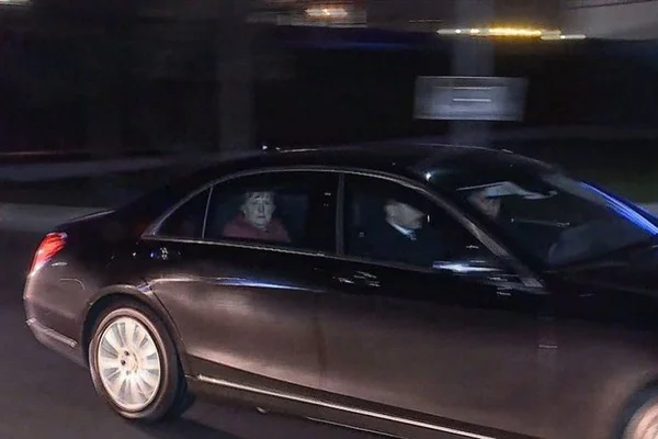 Merkel İstanbul'da