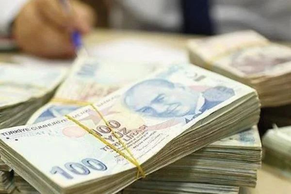 Merkez Bankası indiriyor, özeller direniyor