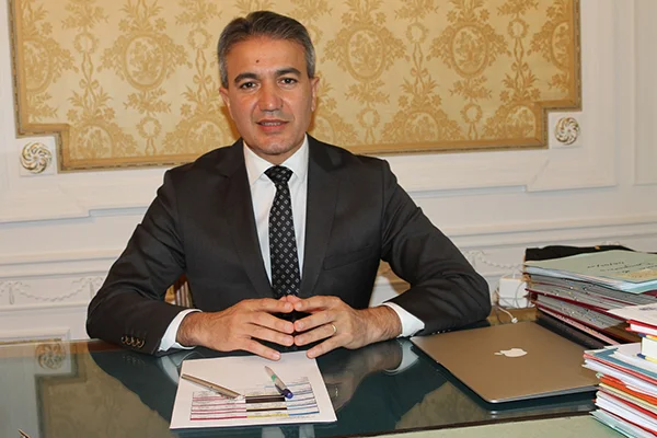 MHP'li belediye başkanları ile görüştüğü gerekçesiyle ihraç edildi