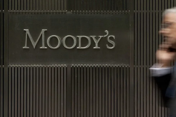 Moody's'ten ''koronavirüs'' uyarısı