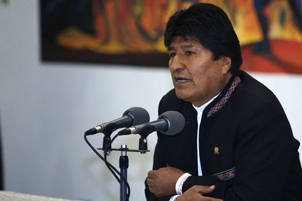 Morales Bolivya için seçim kampanyasını Arjantin'den başlatacak