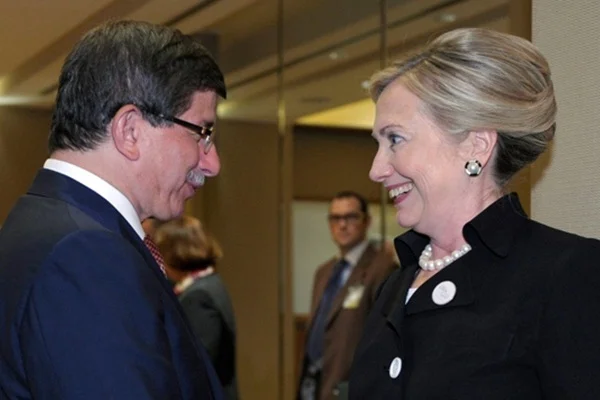 Mustafa Destici'den dikkat çeken Davutoğlu çıkışı: Onu Clinton yanılttı