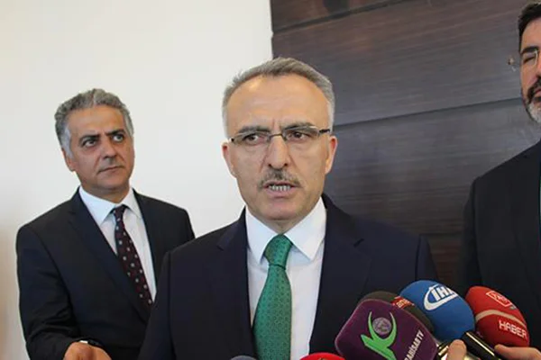 Naci Ağbal 2023 yılı için 75 milyon turist ve 65 milyar dolar turizm geliri hedefledik
