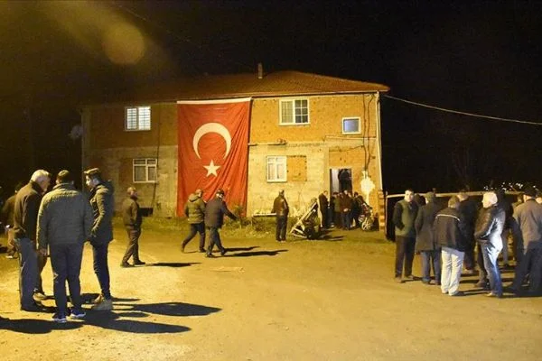 Piyade Sözleşmeli Er Miyanyedi'nin şehadet haberi ailesine verildi