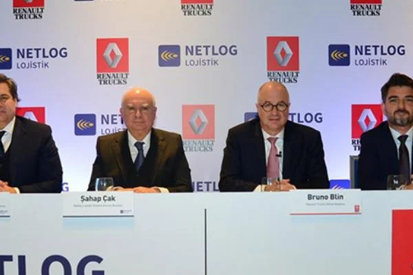 Renault Trucks, 150 adet çekiciyi yerine teslim etti