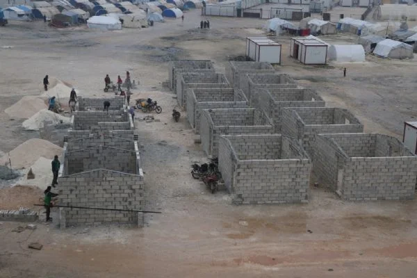 Sadakataşı'ndan İdlib'e mülteci kampı