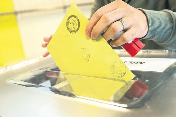 'Siyaset, 2021'in ikinci yarısında erken seçim bekliyor'