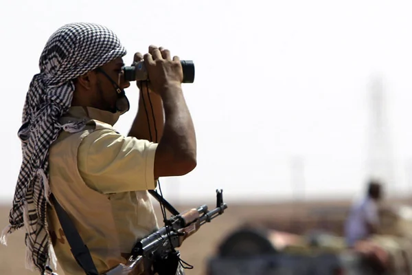 'Suriyeli savaşçılar Libya'da' iddiaları sürüyor