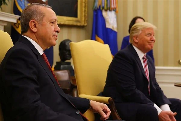 Trump, Cumhurbaşkanı Erdoğan'a Elazığ'daki deprem nedeniyle taziyelerini iletti